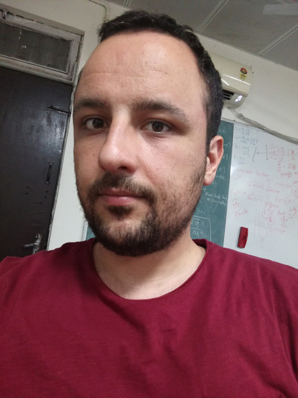 Emilio Flores Sola
